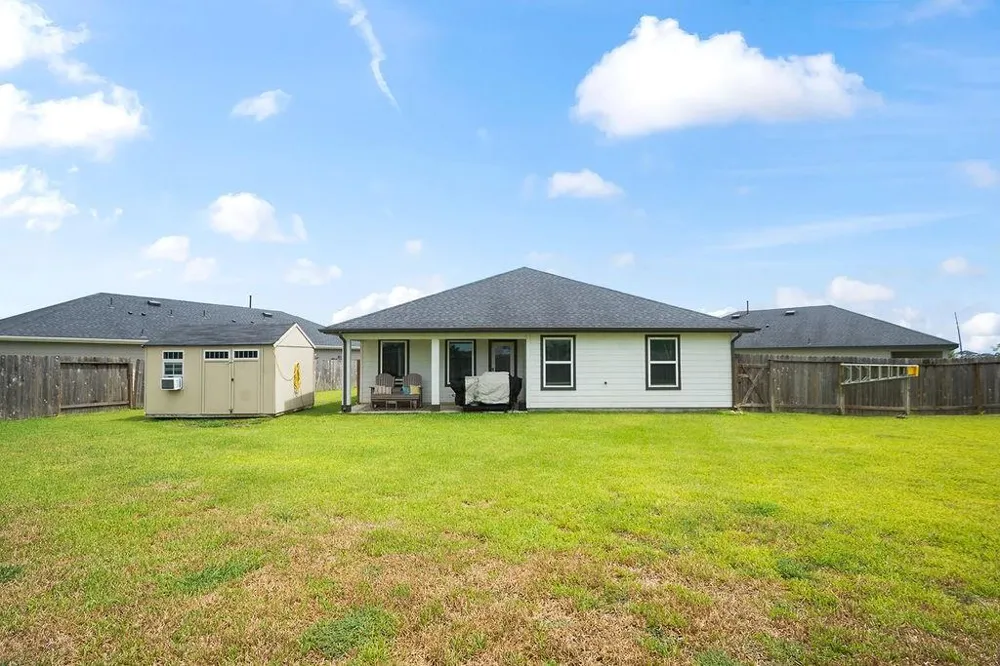 8938 Colicroot Drive Rosharon, TX 77583