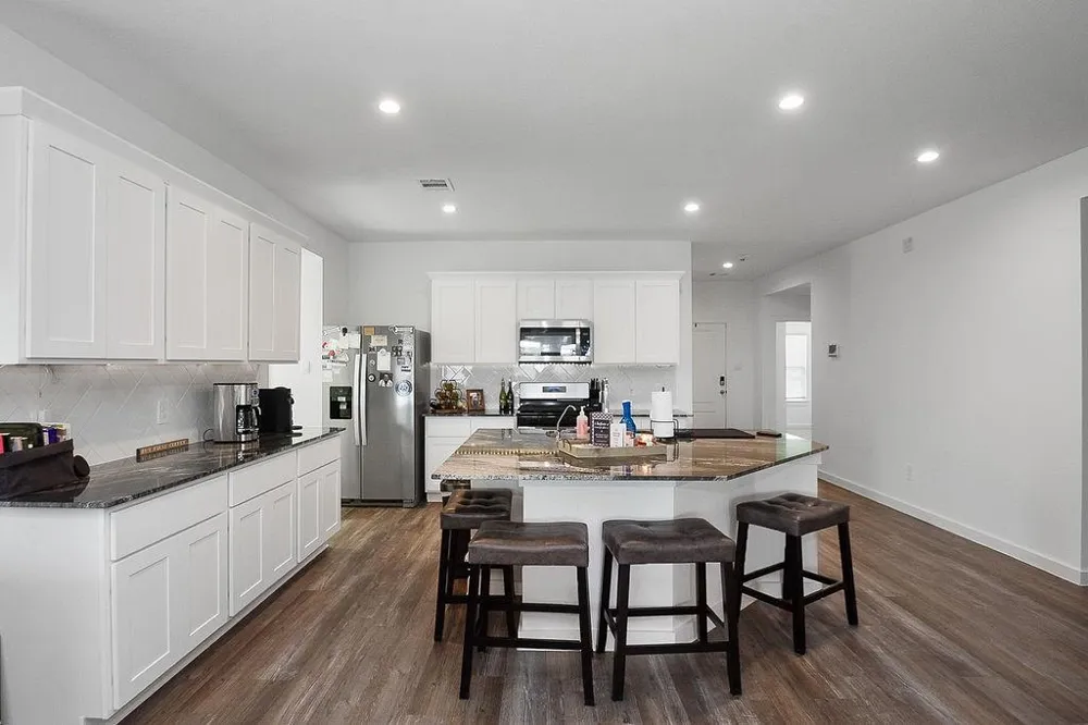 8938 Colicroot Drive Rosharon, TX 77583