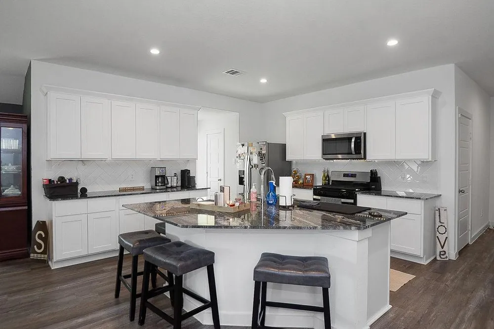 8938 Colicroot Drive Rosharon, TX 77583