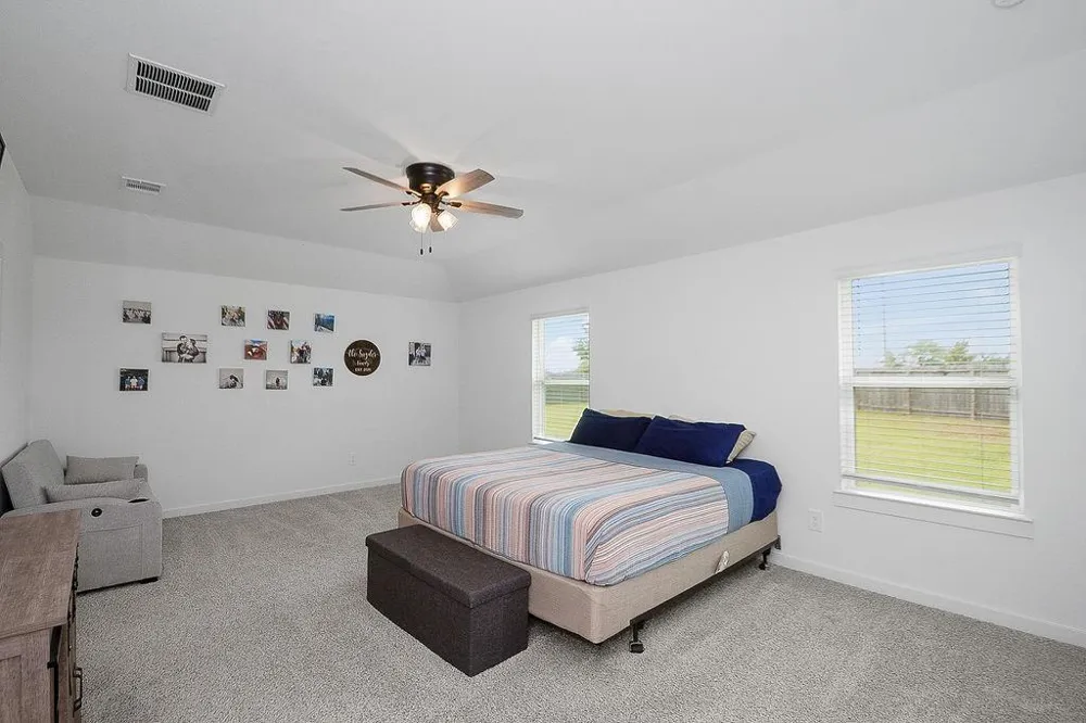 8938 Colicroot Drive Rosharon, TX 77583