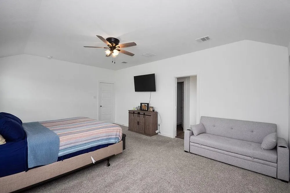 8938 Colicroot Drive Rosharon, TX 77583