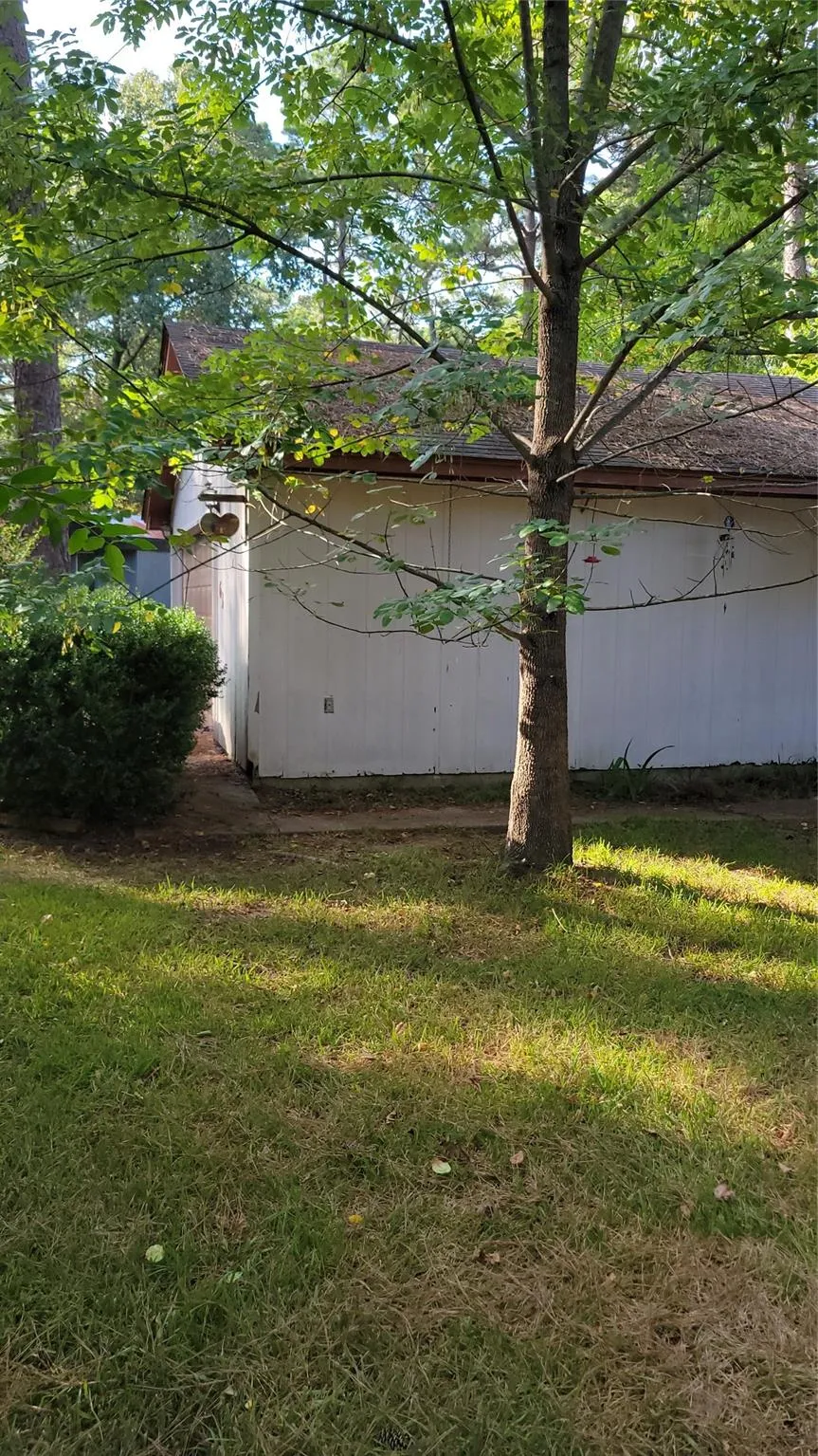 63 Whippoorwill Ln Trinity, TX 75862