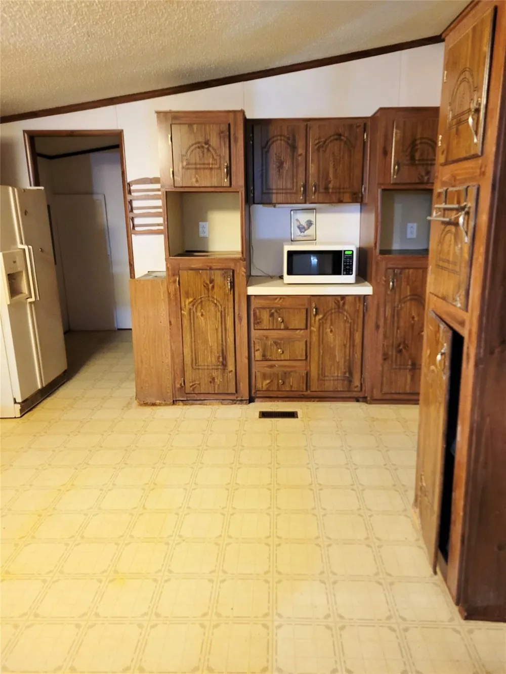 63 Whippoorwill Ln Trinity, TX 75862