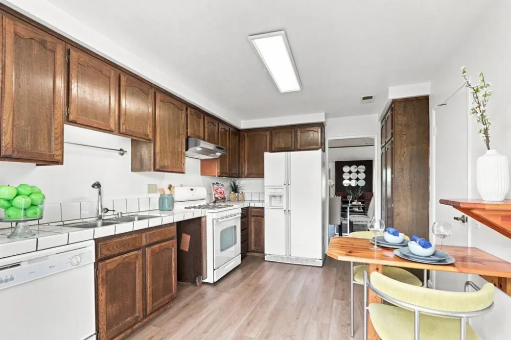 4248 Lake Santa Clara Drive Santa Clara, CA 95054
