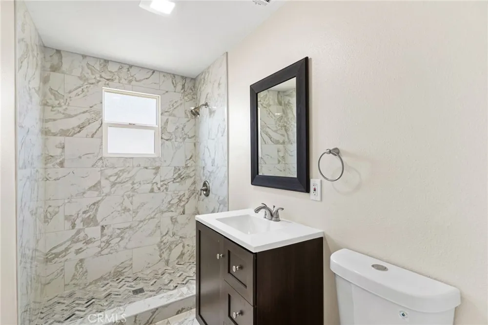 1509 Murdock Bakersfield, CA 93307