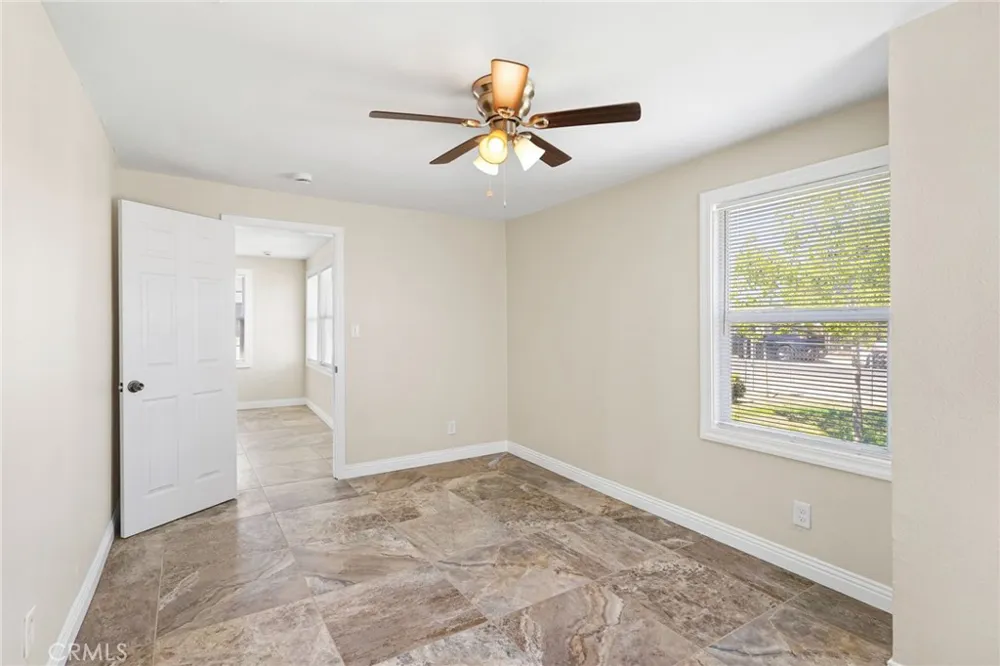 1509 Murdock Bakersfield, CA 93307