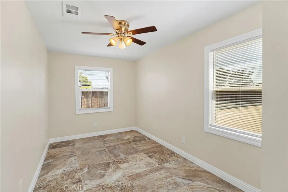1509 Murdock Bakersfield, CA 93307