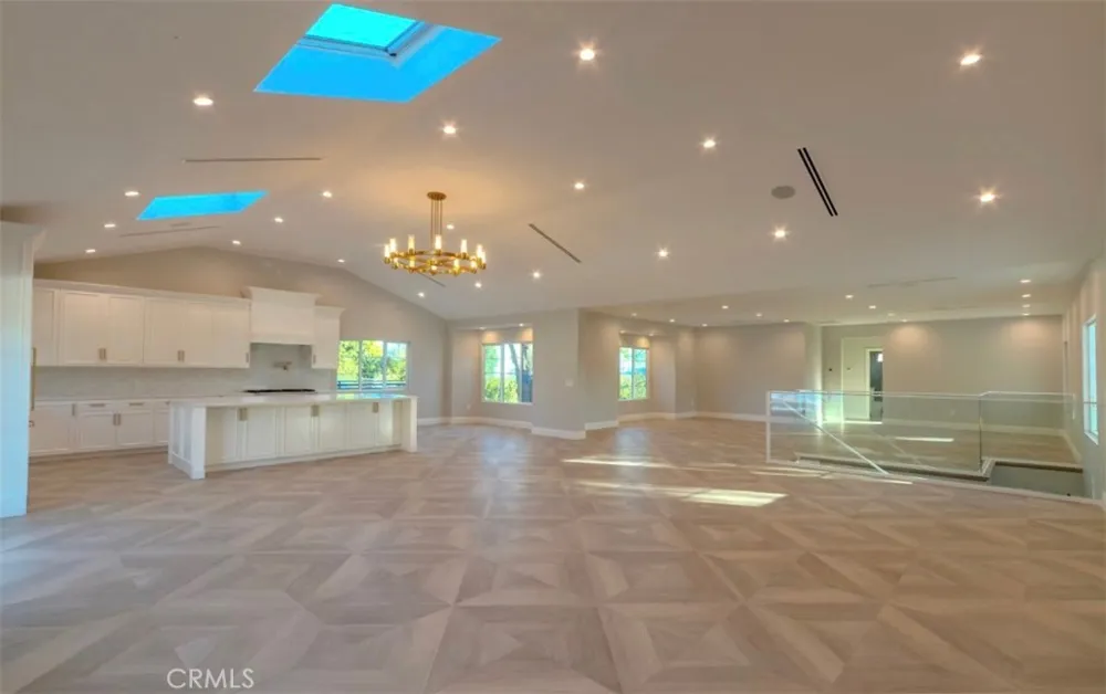 3011 Frances Avenue La Crescenta, CA 91214