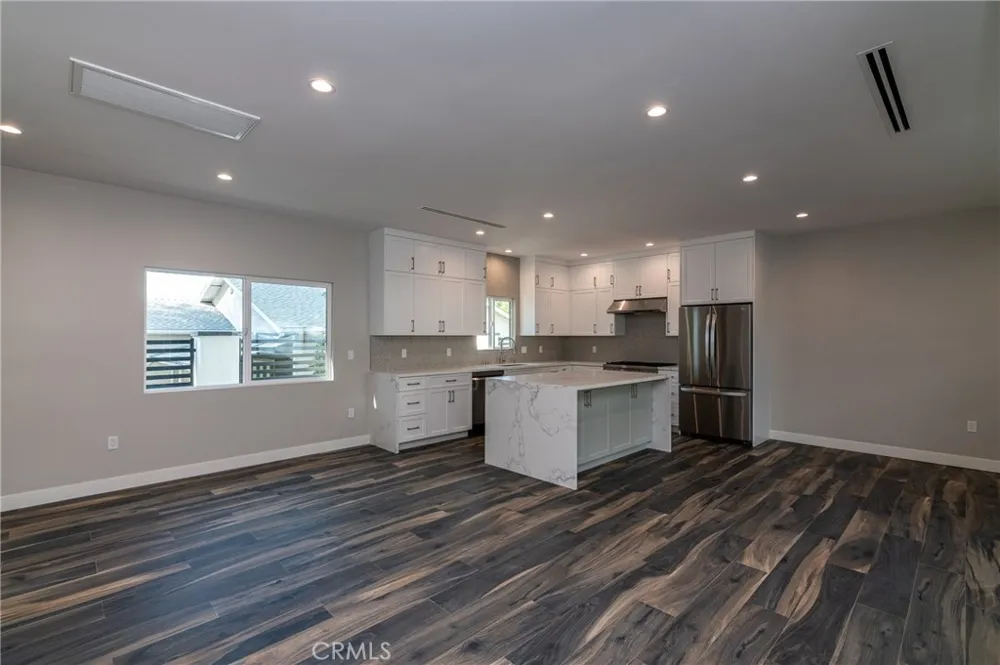 3011 Frances Avenue La Crescenta, CA 91214