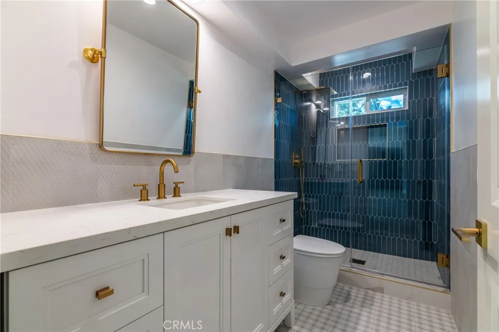 3011 Frances Avenue La Crescenta, CA 91214