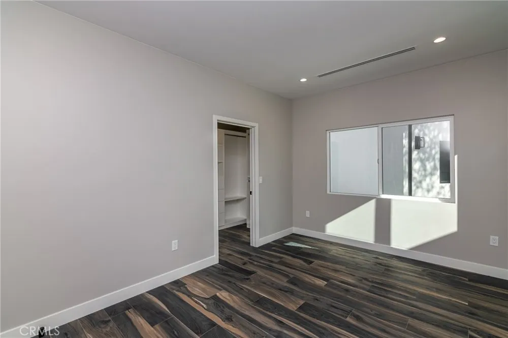 3011 Frances Avenue La Crescenta, CA 91214