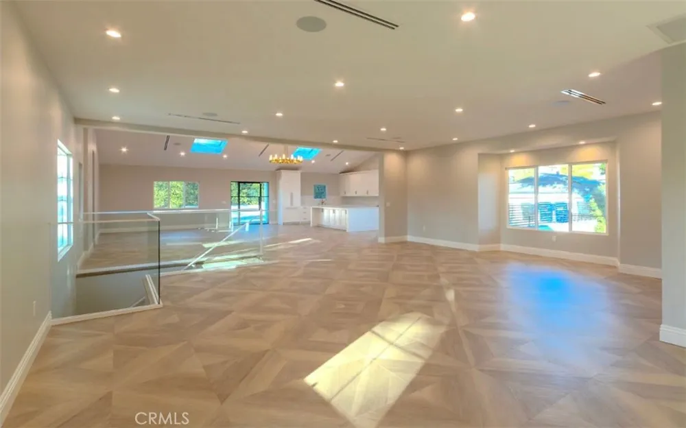 3011 Frances Avenue La Crescenta, CA 91214