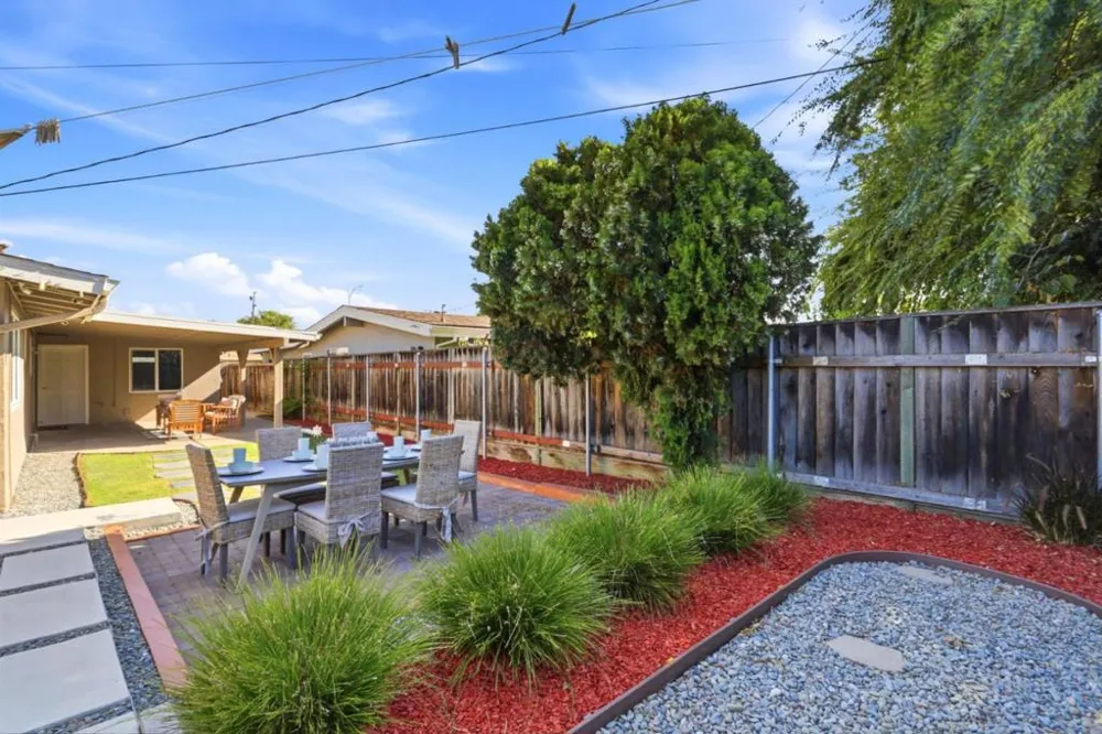 1573 Havana Drive San Jose, CA 95122