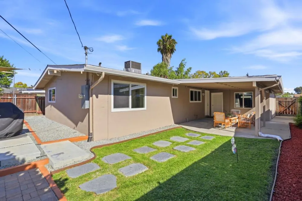 1573 Havana Drive San Jose, CA 95122