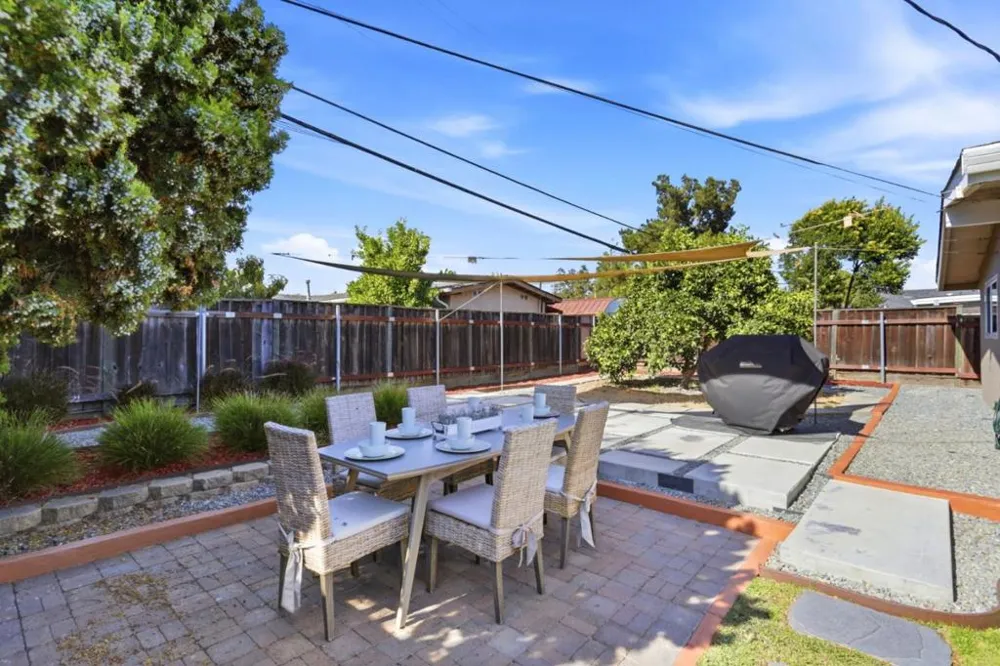 1573 Havana Drive San Jose, CA 95122