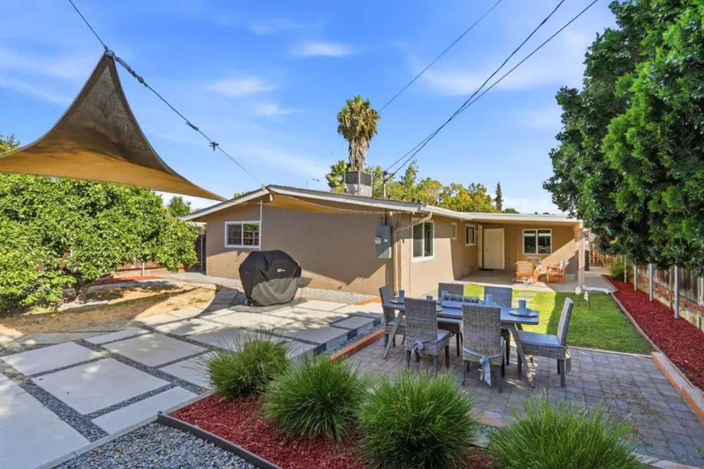 1573 Havana Drive San Jose, CA 95122