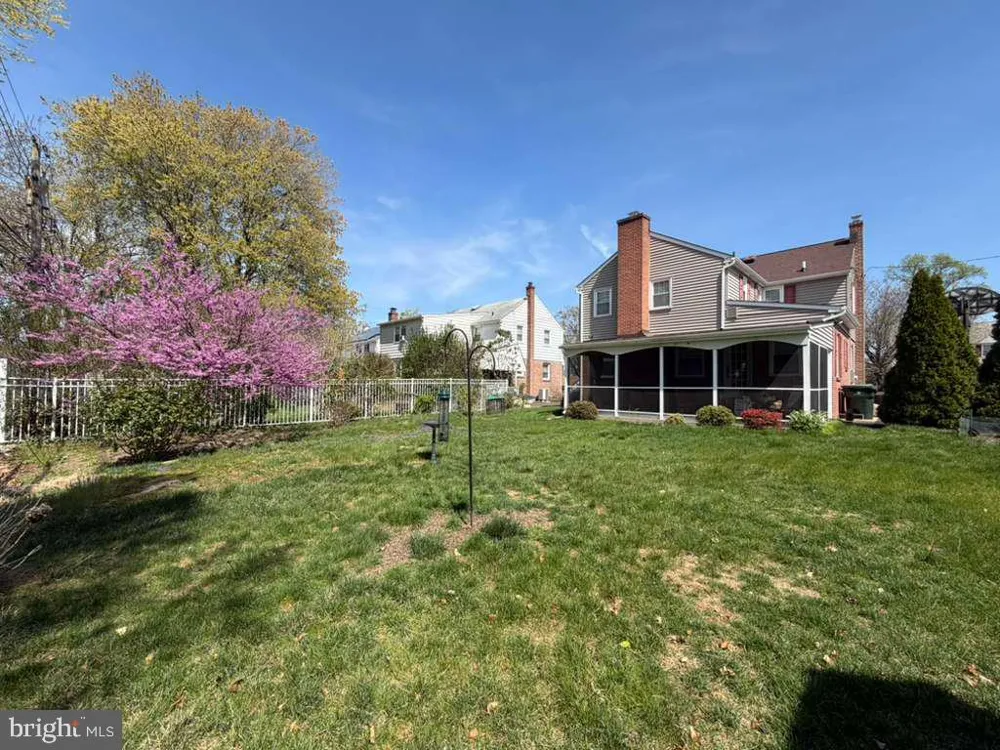 2944 KANES ROAD Willow Grove, PA 19090