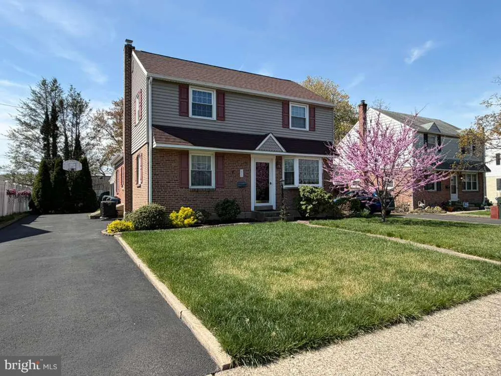 2944 KANES ROAD Willow Grove, PA 19090