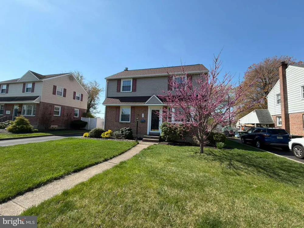2944 KANES ROAD Willow Grove, PA 19090