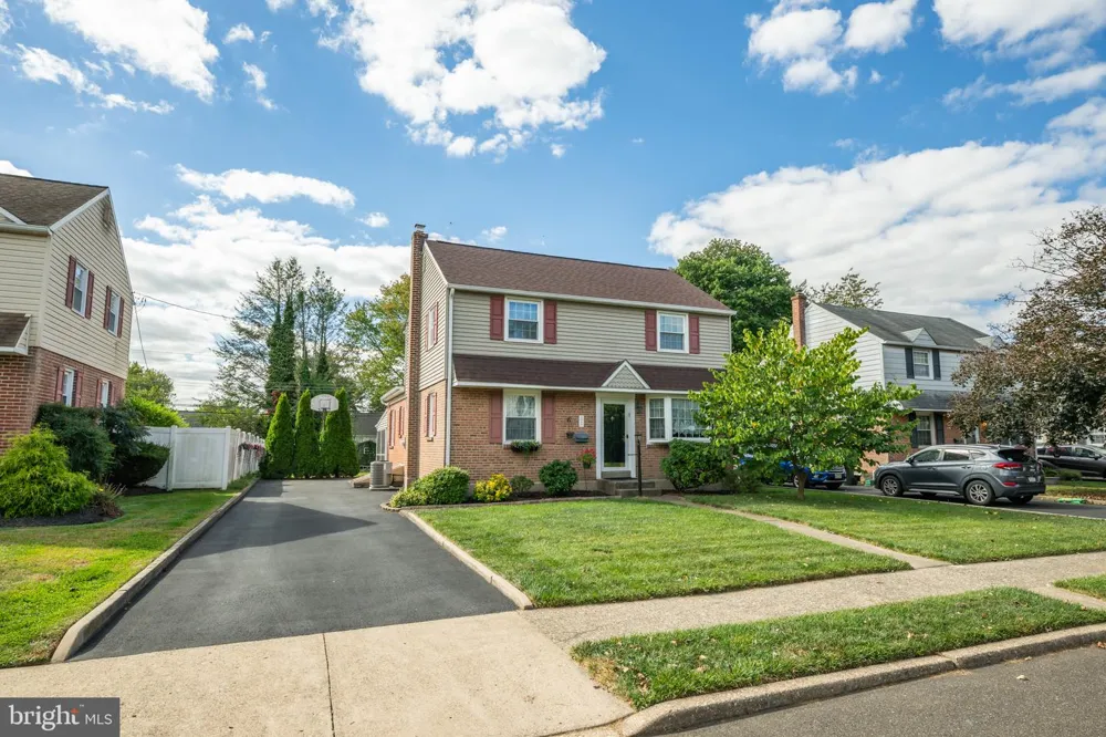 2944 KANES ROAD Willow Grove, PA 19090