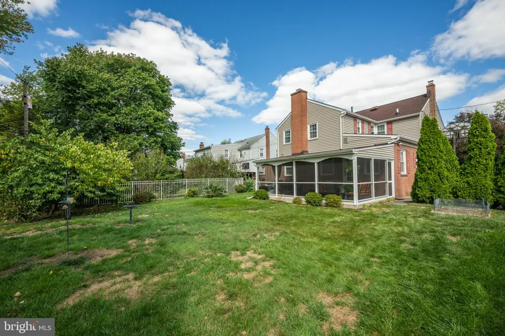 2944 KANES ROAD Willow Grove, PA 19090