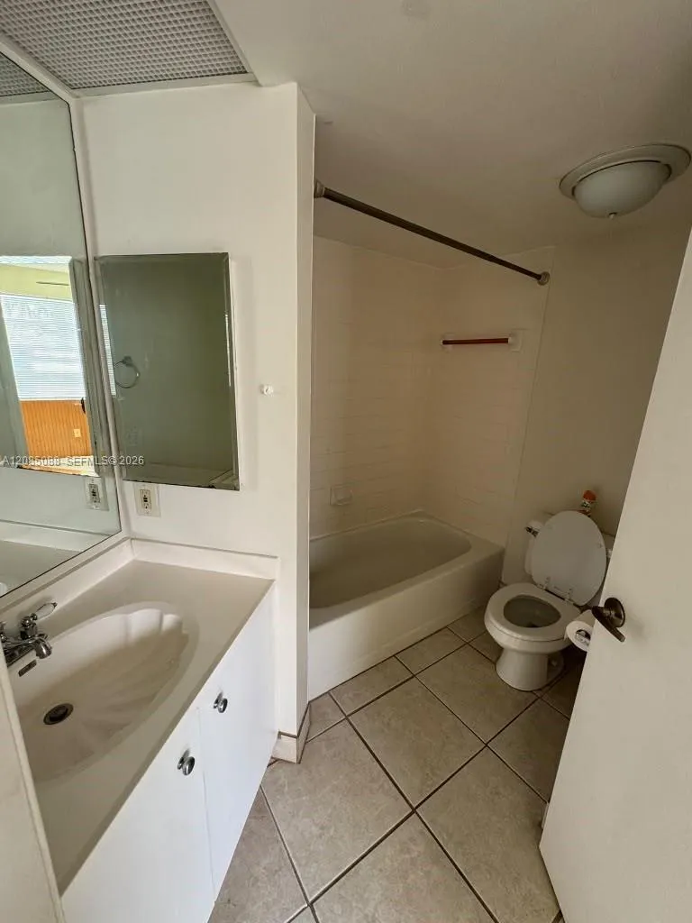 2610 SE 20th Ct #205-A Homestead, FL 33035