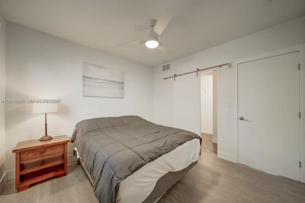 1568 Pennsylvania #325 Miami Beach, FL 33139