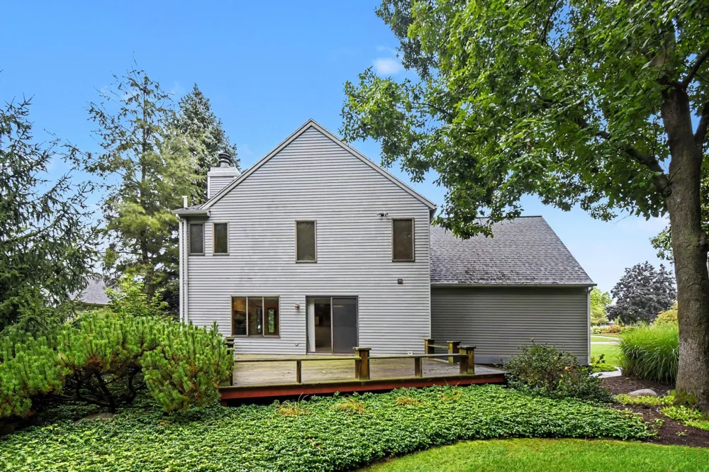 6039 Arroyo Vista Drive NE Rockford, MI 49341