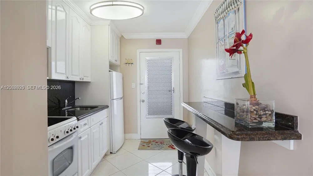 1750 James Ave #9J Miami Beach, FL 33139