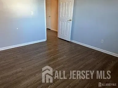 5 Hannah Drive South Brunswick, NJ 08810