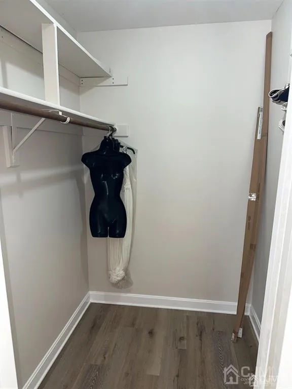 14 Albury Way North Brunswick, NJ 08902