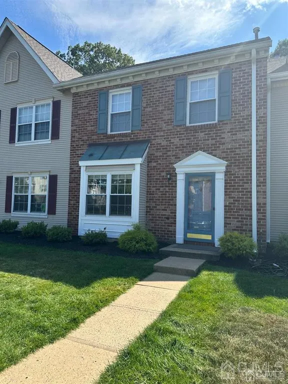 14 Albury Way North Brunswick, NJ 08902