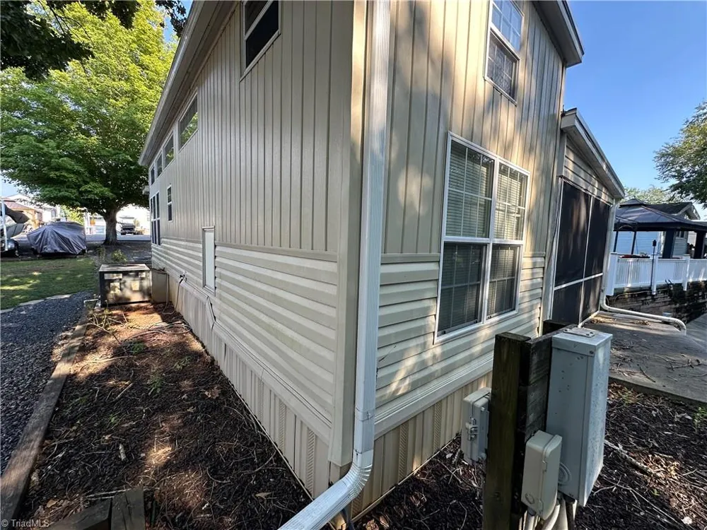 152 Cardinal Drive New London, NC 28127