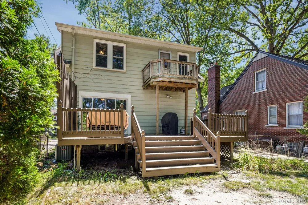 1007 E 6th Street Royal Oak City, MI 48067