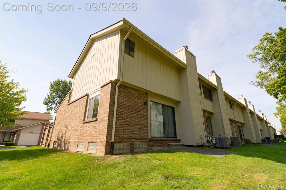 2846 Trailwood Drive Rochester Hills City, MI 48309