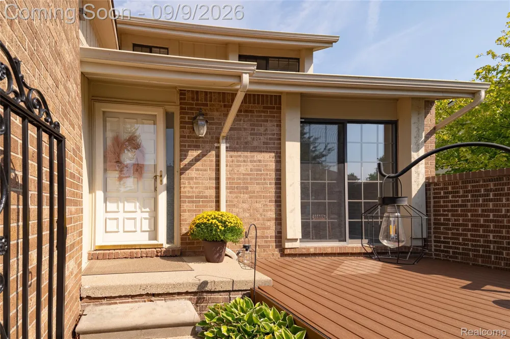 2846 Trailwood Drive Rochester Hills City, MI 48309