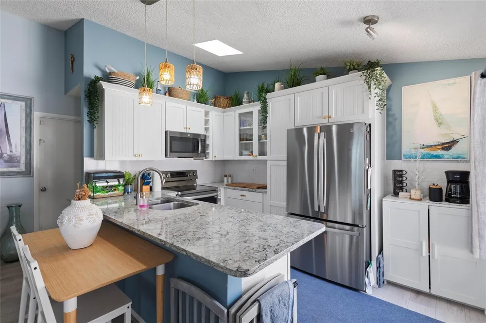 635 BELLINGHAM PLACE Palm Harbor, FL 34684