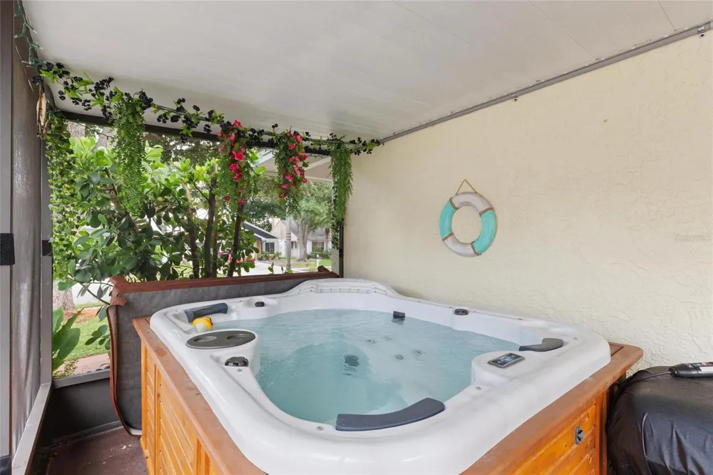 635 BELLINGHAM PLACE Palm Harbor, FL 34684
