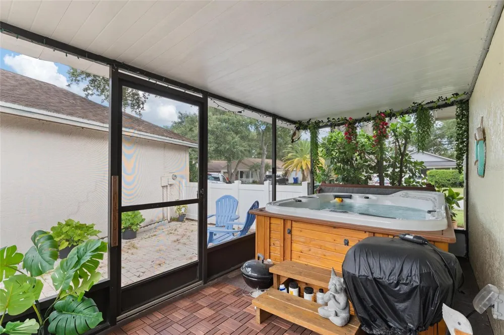 635 BELLINGHAM PLACE Palm Harbor, FL 34684