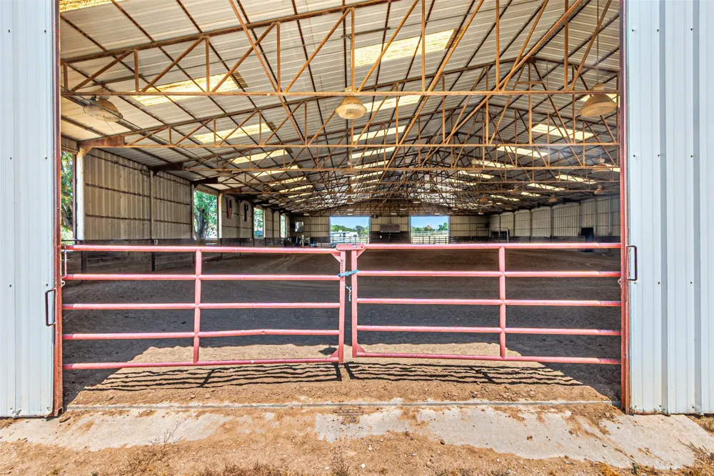 12146 FM2450 Highway Sanger, TX 76266