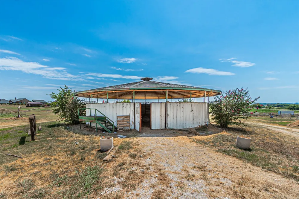 12146 FM2450 Highway Sanger, TX 76266