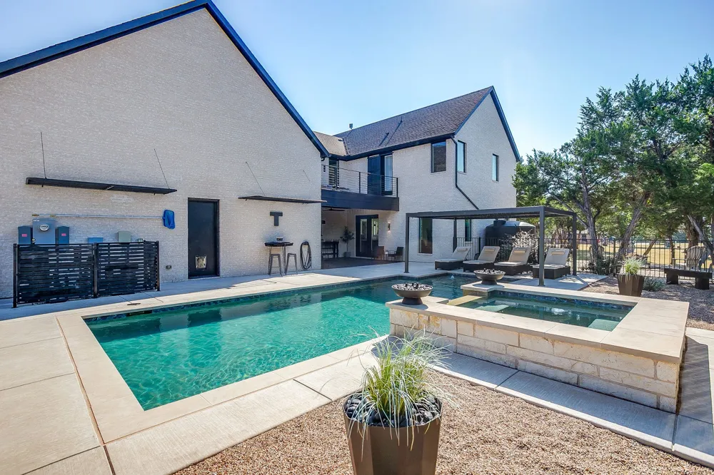 8104 Leven Link Street Cleburne, TX 76033
