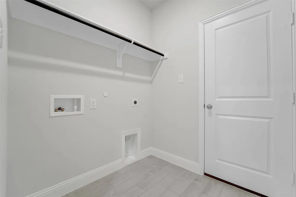 2901 Cantoni Creek Princeton, TX 75407