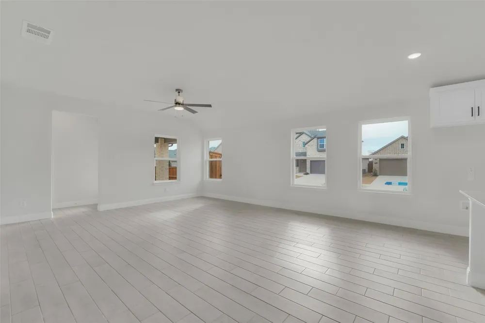 2901 Cantoni Creek Princeton, TX 75407
