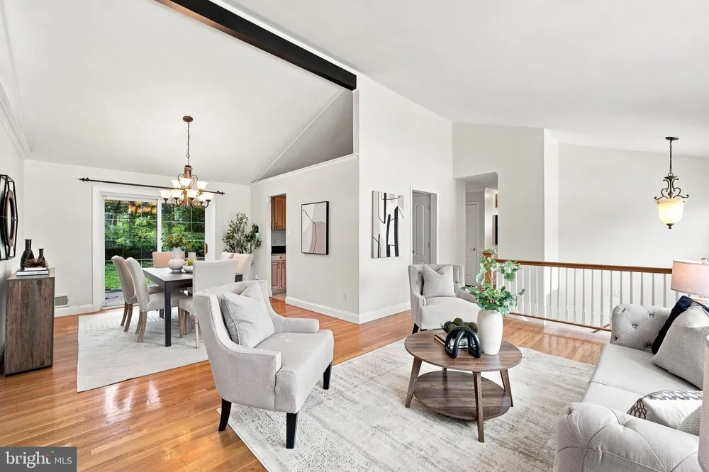 8926 CROMWELL DRIVE Springfield, VA 22151