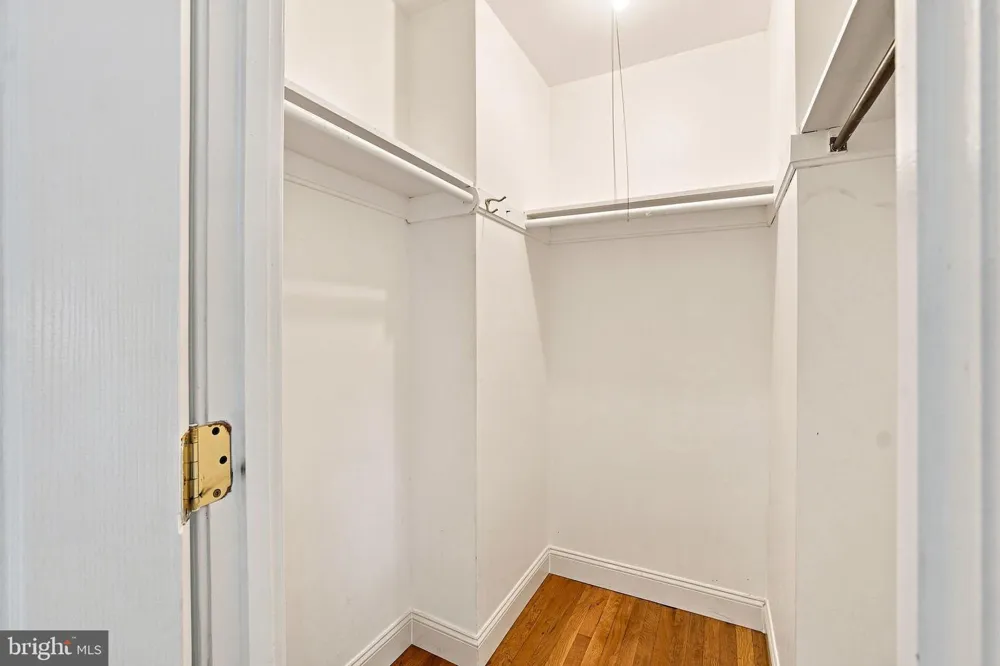 8926 CROMWELL DRIVE Springfield, VA 22151