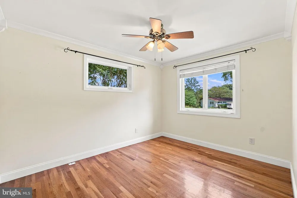 8926 CROMWELL DRIVE Springfield, VA 22151