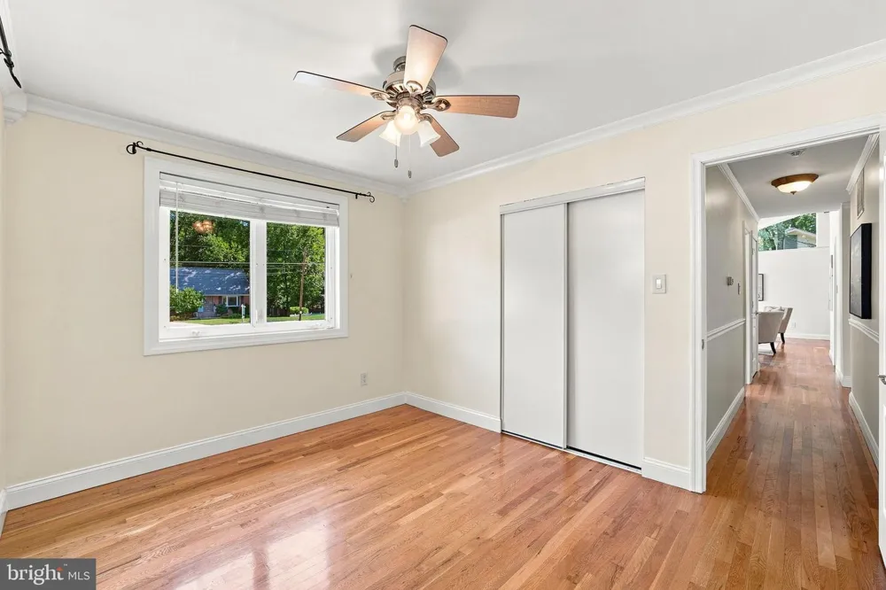 8926 CROMWELL DRIVE Springfield, VA 22151
