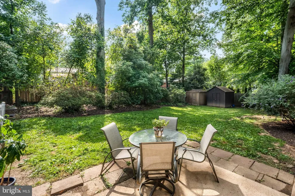 8926 CROMWELL DRIVE Springfield, VA 22151