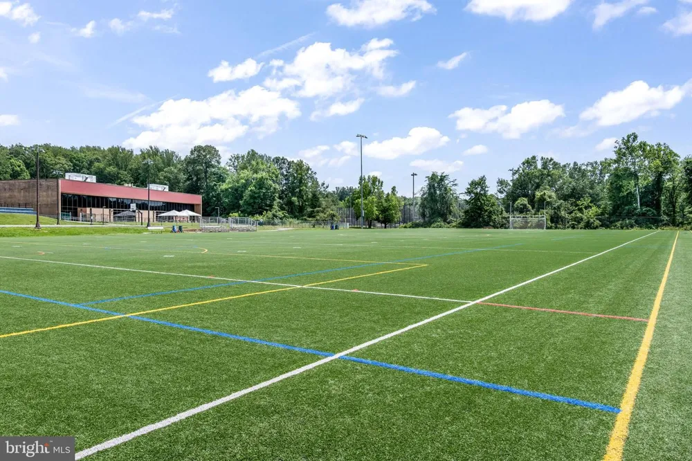 8926 CROMWELL DRIVE Springfield, VA 22151